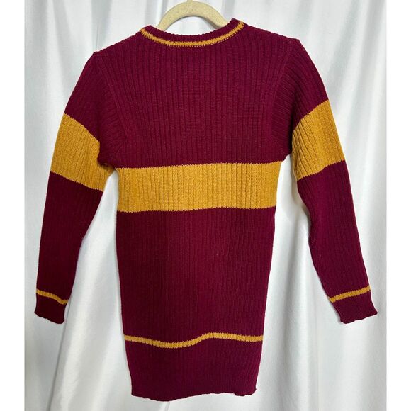 Universal Studios Women's Harry Potter Gryffindor Quidditch Sweater Size Small - Picture 2 of 3